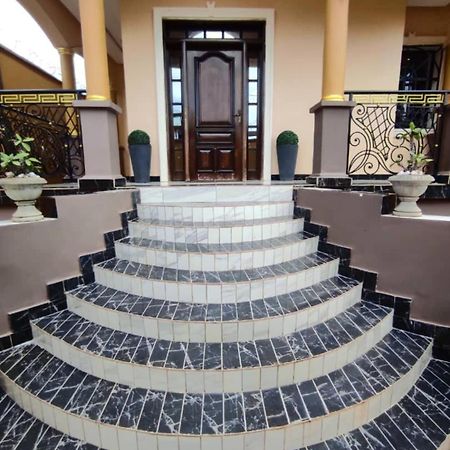 Residence Cherel 'New' Yaounde Ngoại thất bức ảnh