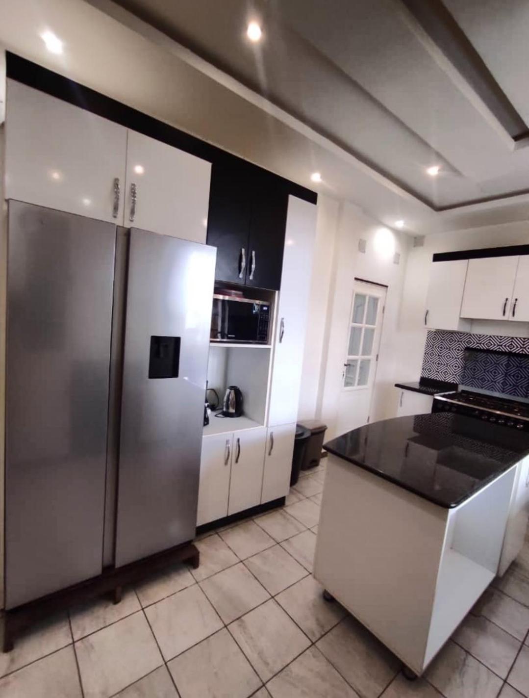 Residence Cherel 'New' Yaounde Ngoại thất bức ảnh